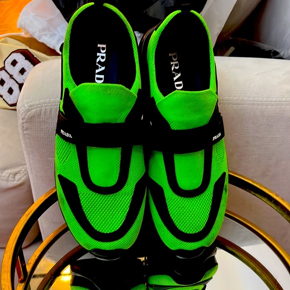 Prada shoes - Picture 3 of 3